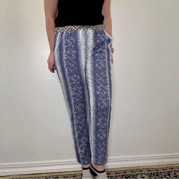 Derek Lam 10 Crosby Street Mixed Print 100% Silk Pull on Pant MED $108
MSRP - Picture 1 of 14